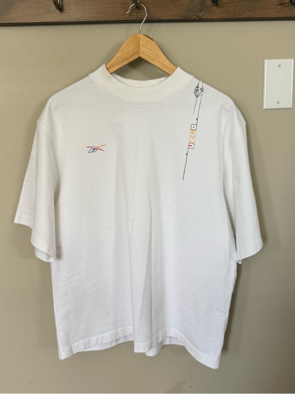 Reebok White Crewneck T-Shirt Multicolor Logo Stripe Large
